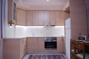 George's Cozy Apartment in Plaka Athens